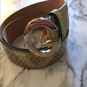 poshmark womens gucci belt